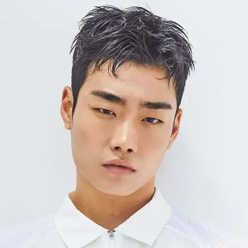 Trending Summer Korean Hairstyle for Men in 2024