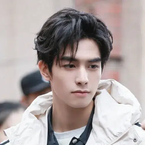 Trending Summer Korean Hairstyle for Men in 2024