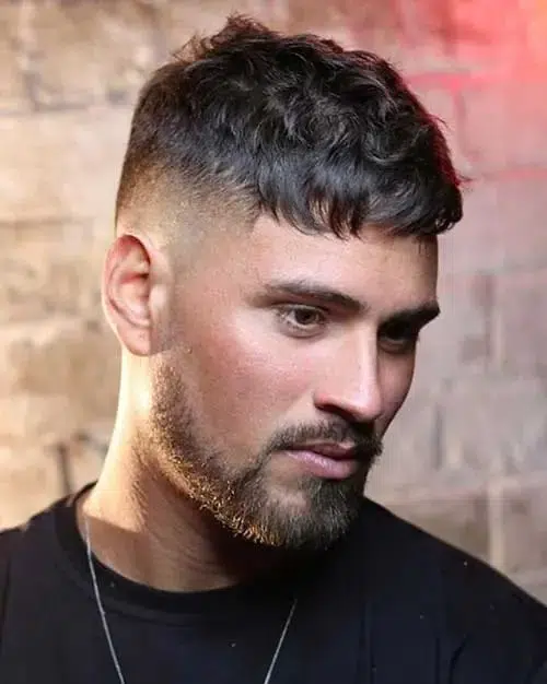 Simple Hairstyle Idea for Men