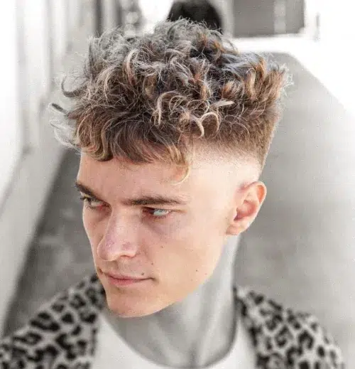 Wavy Hairstyle Idea for Men