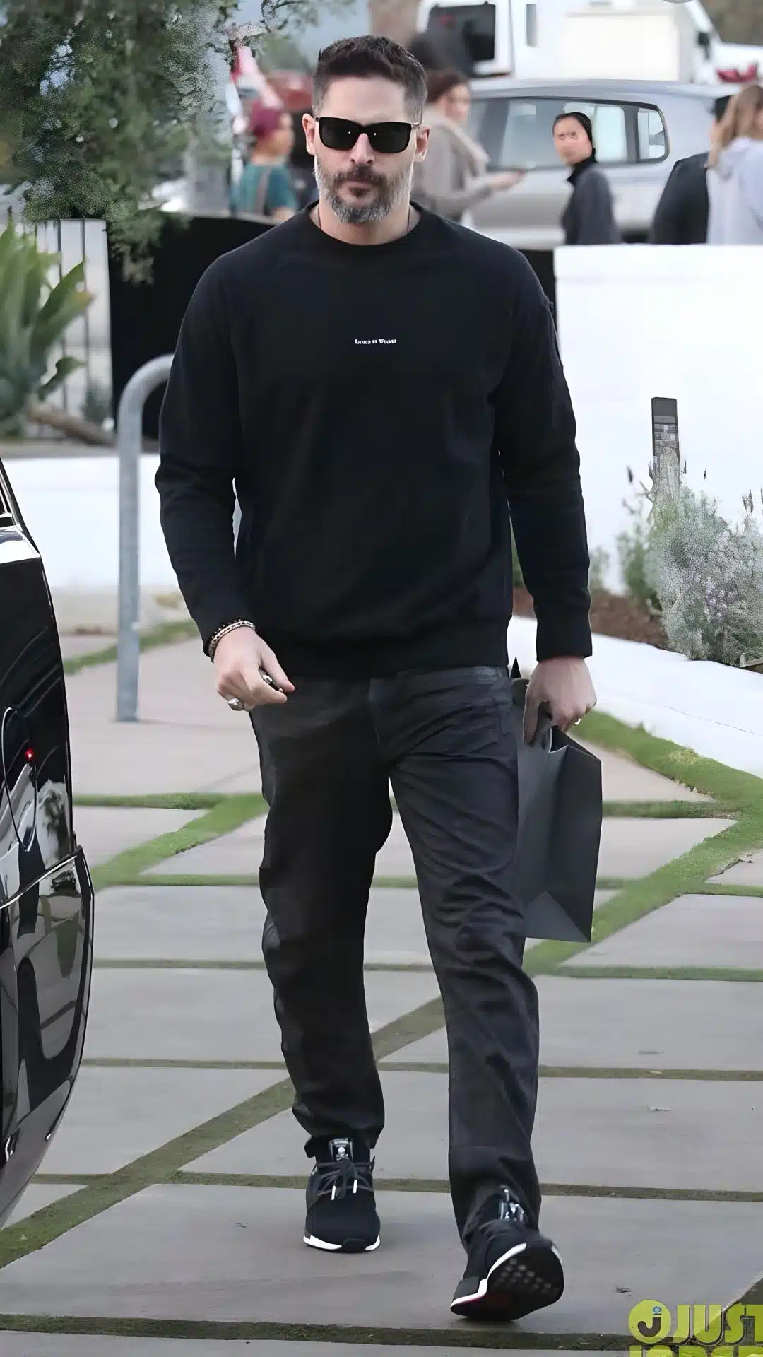 Black Outfit Ideas for Men