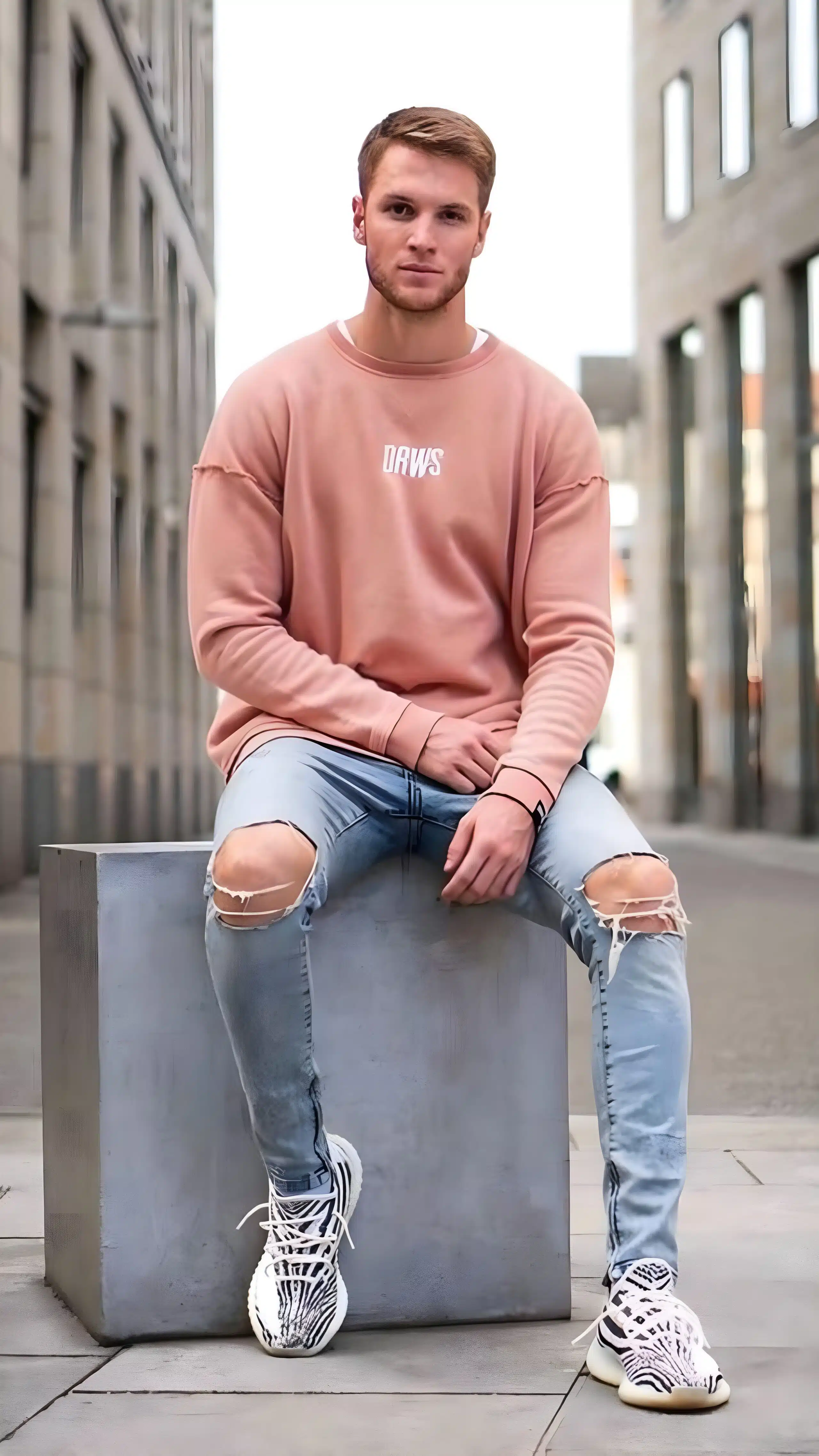 Men's Streetwear Outfit Idea